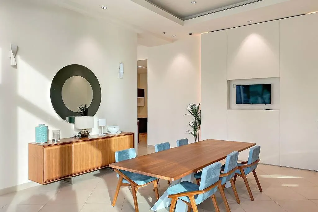 First Class 2Br Exquisite Living Dubai
