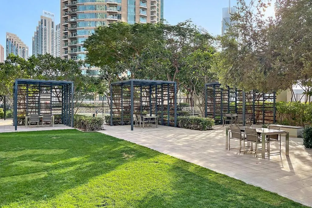 Apartment First Class 2Br Exquisite Living Dubai United Arab Emirates